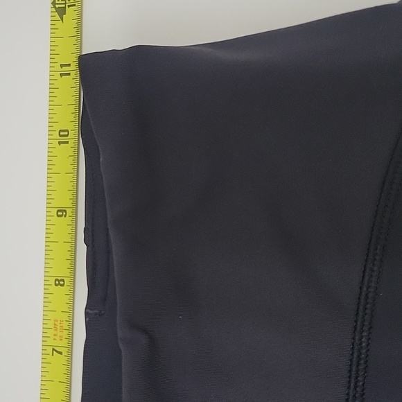 Lululemon Cropped Leggings - Picture 10 of 14
